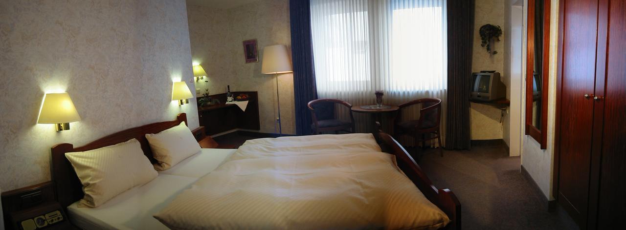 Landhotel Heiner Meyer Wahrenholz Exteriör bild
